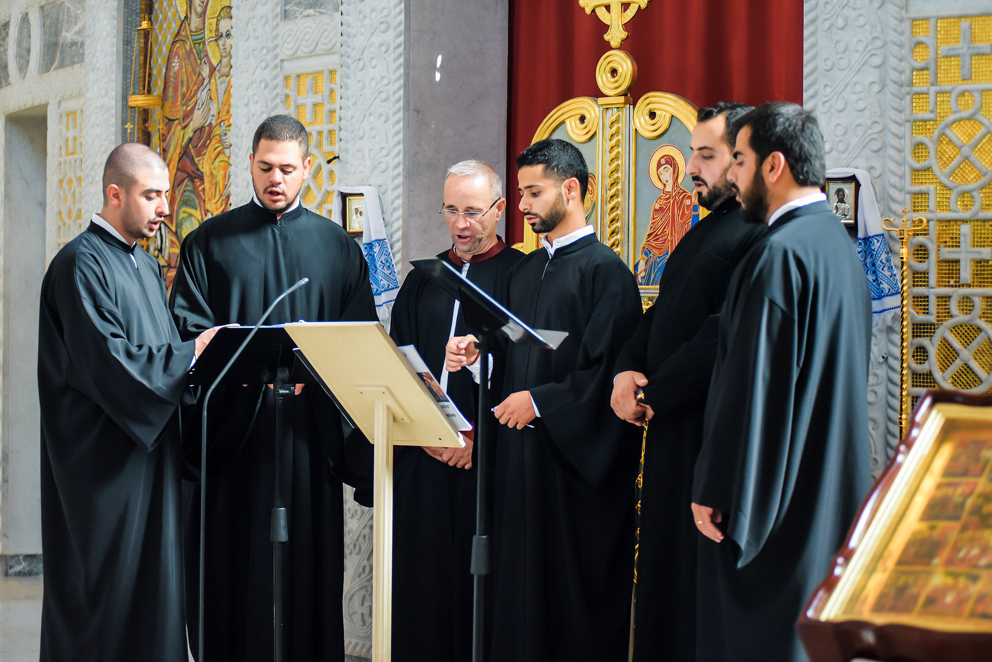 Духівник Фонду зустрівся з колективом хору святого Антонія з міста Дума (Ліван)